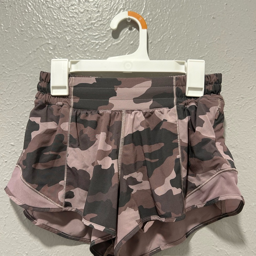 Camo lululemon hotty hots